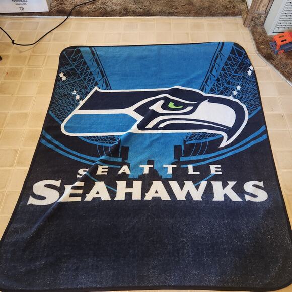 Seattle Seahawks Plush throw 47x56 - Picture 1 of 2